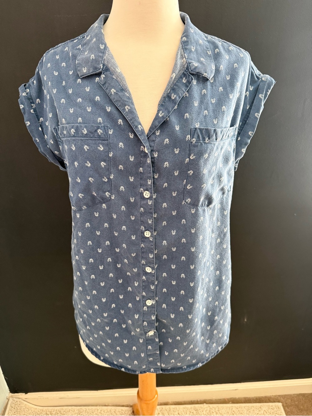 Relaxed Indigo Print Summer Button-Down Shirt Navy and White
